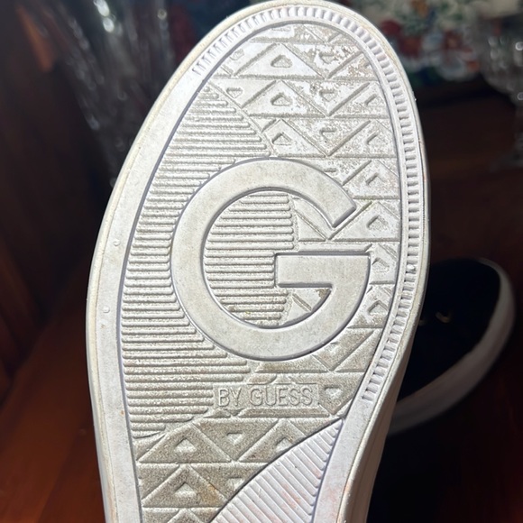 GBG Los Angeles by Guess Women’s size 7.5M Designer Sneakers - Picture 10 of 12
